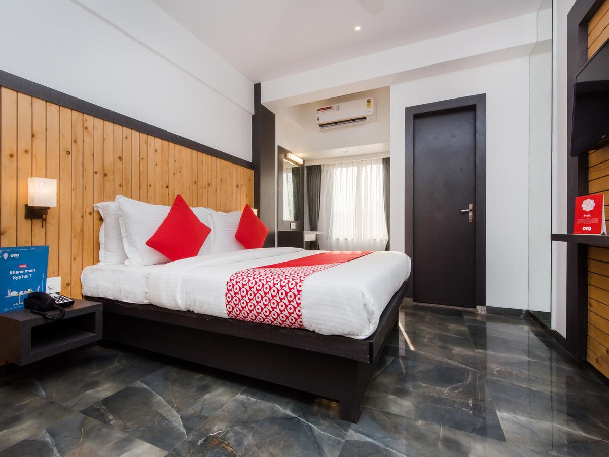 Oyo 13089 Hotel Gold Crest Navi Mumbai Bagian luar foto